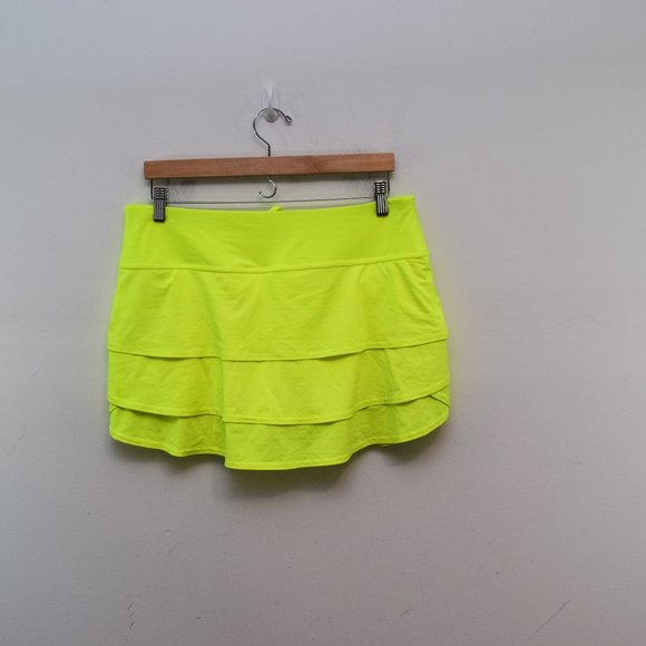 Athleta Dresses & Skirts - Athleta Swagger Large Skort Yellow Neon Tiered